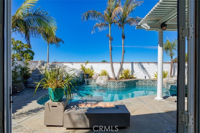 21221 Hillsdale, Huntington Beach CA: https://media.crmls.org/medias/f1a83e4f-5c22-4a62-a5ff-44406abc9534.jpg