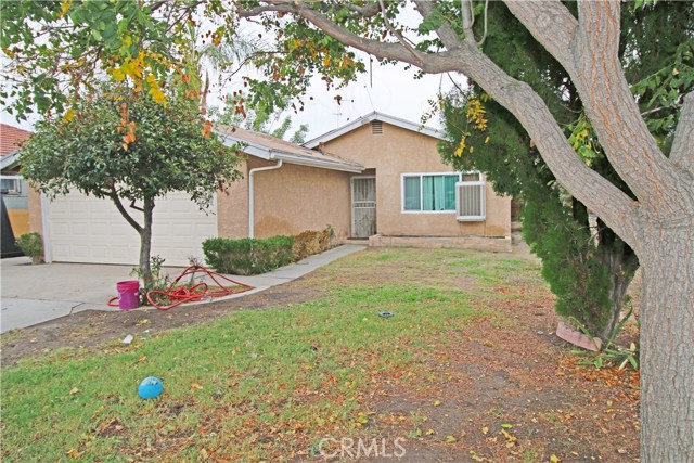 1115 W 11th St, San Bernardino, CA 92411