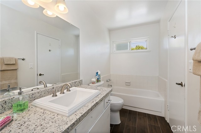 1502 S Merrill Street, Corona CA: https://media.crmls.org/medias/f1a8a909-82ce-4c75-837b-74f4c7eaa8e9.jpg