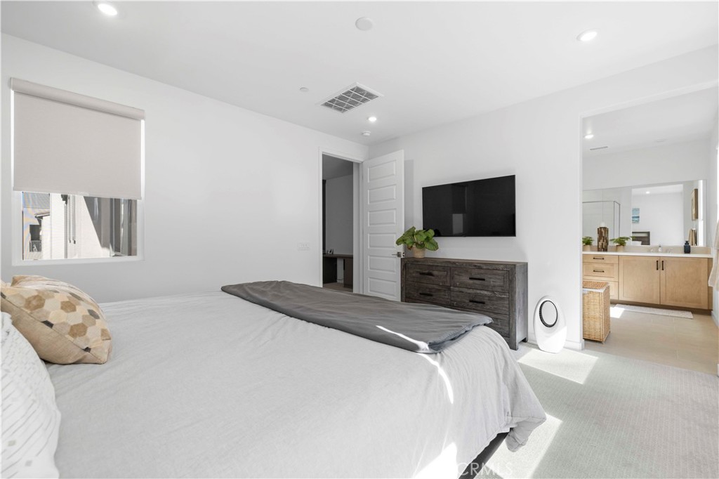 MLS #SR25228736 image #31