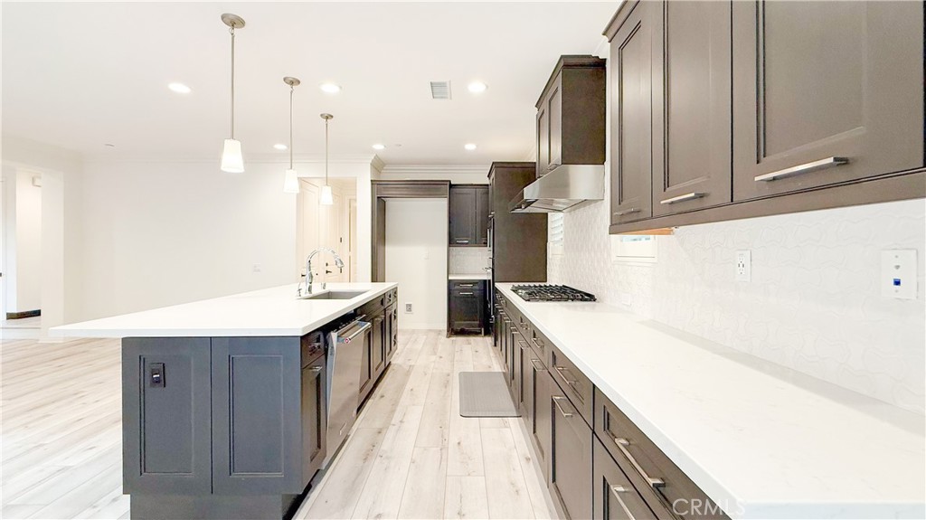 MLS #OC25272097 image #11