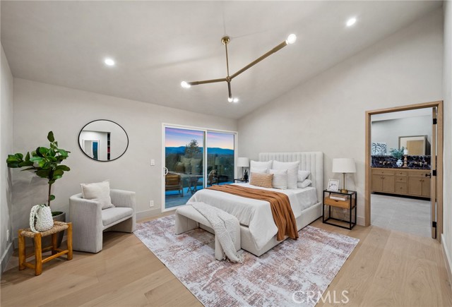 Detail Gallery Image 13 of 25 For 24153 Califa St, Woodland Hills,  CA 91367 - 4 Beds | 3 Baths