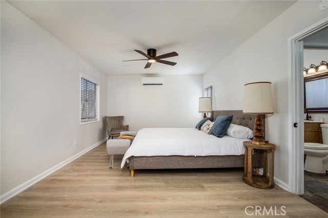 4574 Avenida Del Sol, Joshua Tree CA: https://media.crmls.org/medias/f1aaf3e4-baa2-4269-afde-343f679446af.jpg
