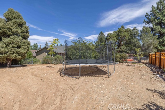 Detail Gallery Image 31 of 38 For 330 Sites Way, Big Bear City,  CA 92314 - 3 Beds | 2 Baths