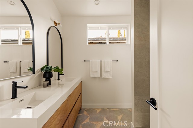 Detail Gallery Image 14 of 28 For 6441 Satsuma Ave, North Hollywood,  CA 91606 - – Beds | – Baths