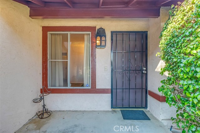 Detail Gallery Image 3 of 31 For 13846 Shablow Ave, Sylmar,  CA 91342 - 3 Beds | 2 Baths
