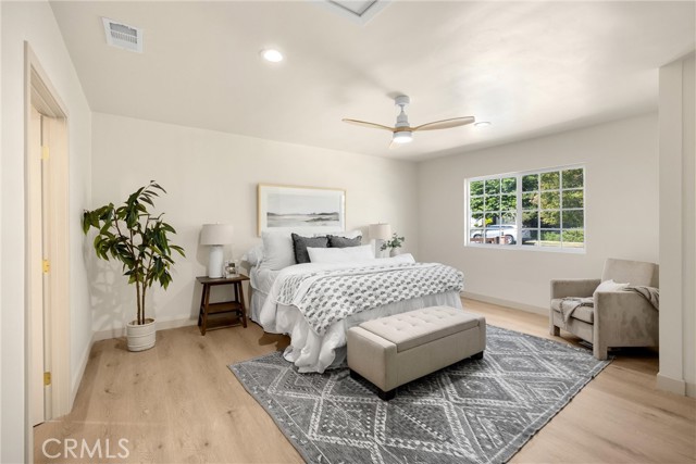 Detail Gallery Image 24 of 65 For 631 N Kenwood St, Burbank,  CA 91505 - 5 Beds | 3 Baths