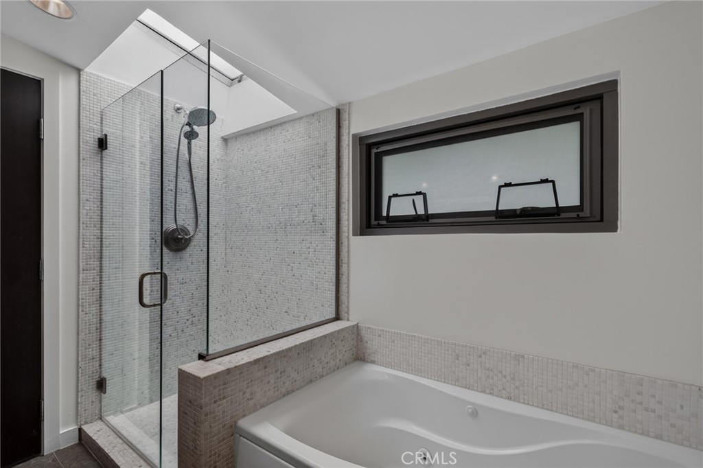 MLS #OC26130304 image #29
