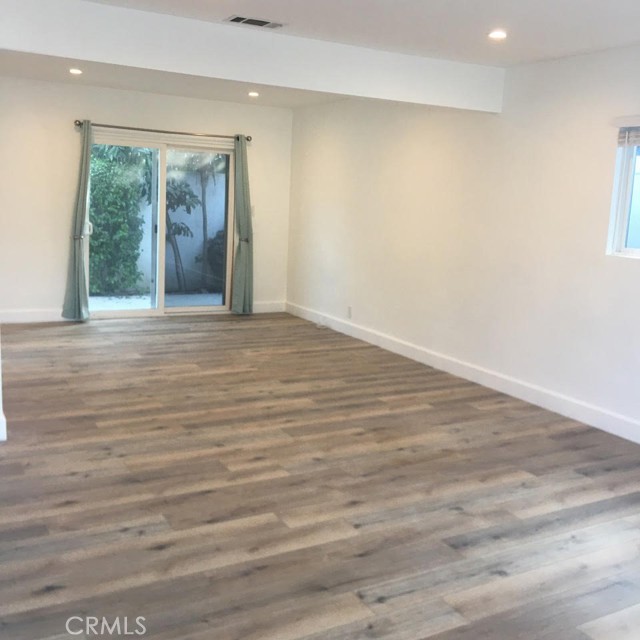 2216 Plant Avenue, Redondo Beach, California 90278, 5 Bedrooms Bedrooms, ,Residential,Sold,Plant,SB22217190