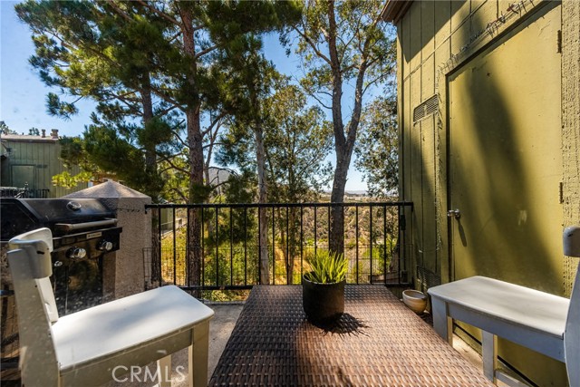 Detail Gallery Image 15 of 39 For 2564 Avenida Del #P201,  Corona,  CA 92882 - 2 Beds | 2 Baths