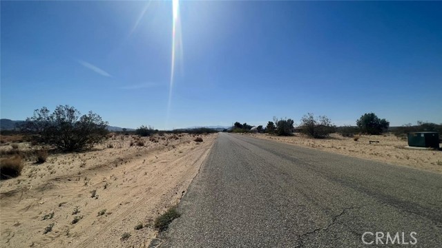 65145 E Broadway & 4th St, Joshua Tree, California 92252, ,Land,For Sale,65145 E Broadway & 4th St,CRAR23079326