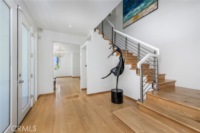 426 Nyes Place, Laguna Beach CA: https://media.crmls.org/medias/f1ada3b4-fc6a-4f8a-b7a8-fa0dd6e2f28f.jpg