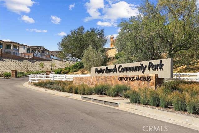 20535 W Bluebird Court, Porter Ranch CA: https://media.crmls.org/medias/f1ae9335-7fe4-4079-8f6a-862a96c3c1a7.jpg