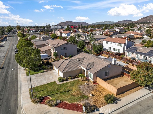 Detail Gallery Image 5 of 42 For 27106 Dracaea Ave, Moreno Valley,  CA 92555 - 4 Beds | 2 Baths