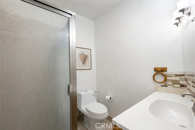 Detail Gallery Image 16 of 27 For 7105 California Ave, Bell Gardens,  CA 90201 - 3 Beds | 2 Baths