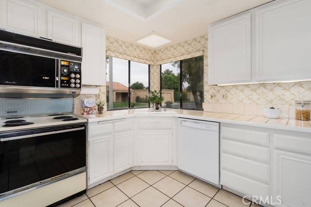 Image 8 for 44602   Monaco CIR