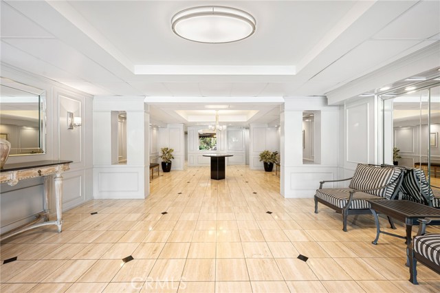Detail Gallery Image 16 of 17 For 906 N Doheny Dr #318,  West Hollywood,  CA 90069 - 1 Beds | 1 Baths