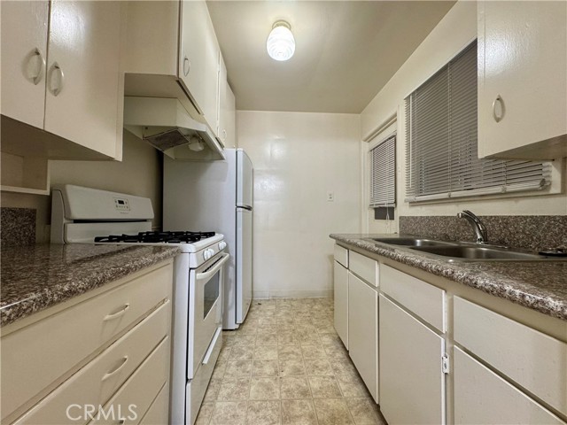 Detail Gallery Image 3 of 10 For 47 N Craig Ave #1,  Pasadena,  CA 91107 - 2 Beds | 1 Baths
