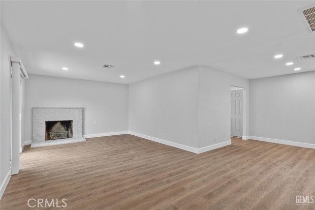 Detail Gallery Image 5 of 28 For 3013 Arnold St, Bakersfield,  CA 93305 - 3 Beds | 2 Baths