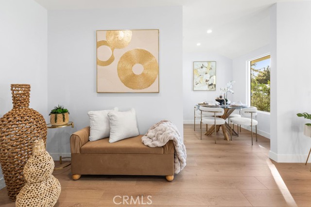 Detail Gallery Image 11 of 53 For 5700 Vista Del Monte, Sherman Oaks,  CA 91411 - 3 Beds | 2 Baths