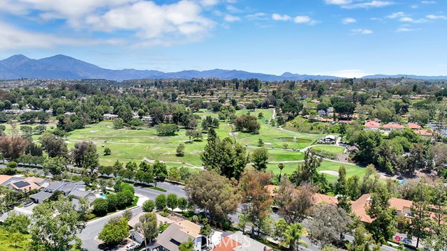 23782 Lagarto, Mission Viejo CA: https://media.crmls.org/medias/f1b084e6-2a9b-4f59-84b5-a7b794816853.jpg