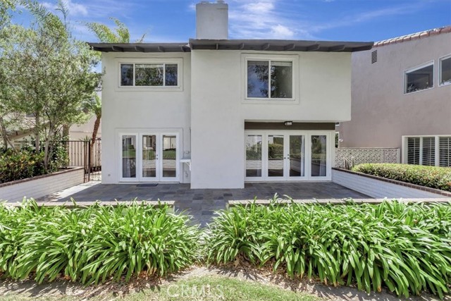 304 Vista Trucha, Newport Beach CA: https://media.crmls.org/medias/f1b10438-c9f6-4f92-8683-c738e8fb868a.jpg