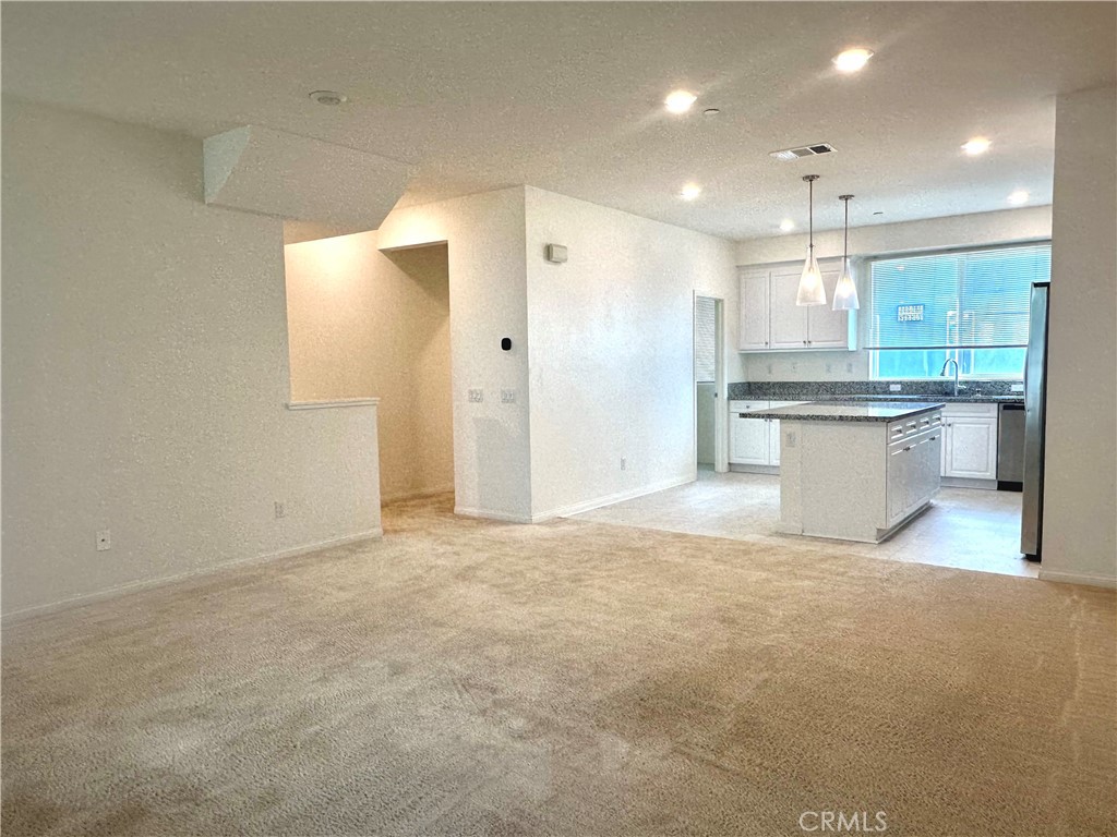 MLS #OC25261351 image #5