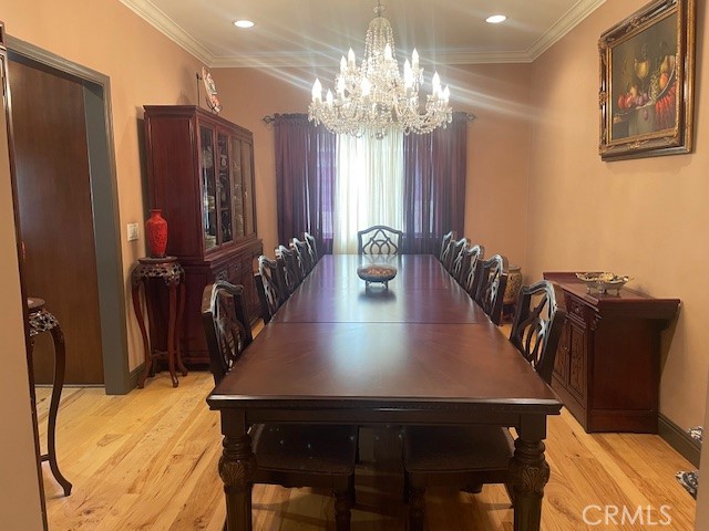 Detail Gallery Image 16 of 41 For 10066 Golden Oaks, Tujunga,  CA 91042 - 4 Beds | 3/1 Baths