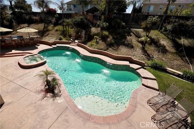 12597 Poinsetta Drive, Riverside CA: https://media.crmls.org/medias/f1b25427-5be0-4a3d-9451-01fdf6fe754d.jpg
