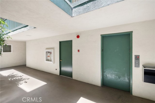 1187 E 3rd Street, Long Beach CA: https://media.crmls.org/medias/f1b30018-ac95-475d-87b4-fe54617e6374.jpg