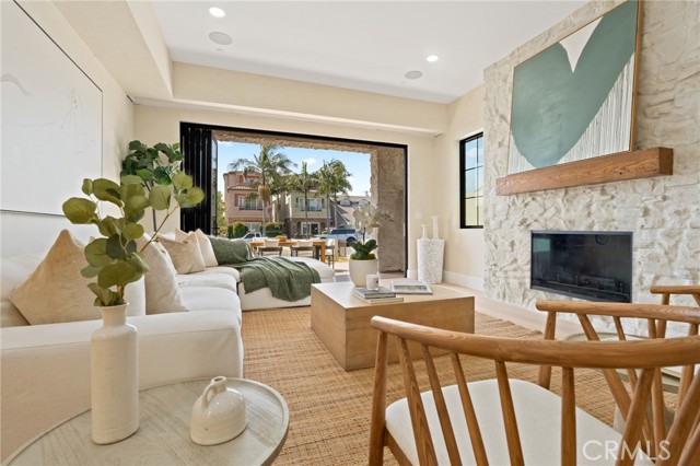 506 12th, Huntington Beach CA: https://media.crmls.org/medias/f1b33fbe-3ccc-4fea-b94a-02071962d89e.jpg