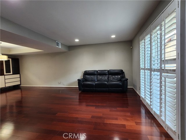 145 Bonita Street, Arcadia CA: https://media.crmls.org/medias/f1b3a139-851d-4d36-a483-c71607e3d20e.jpg
