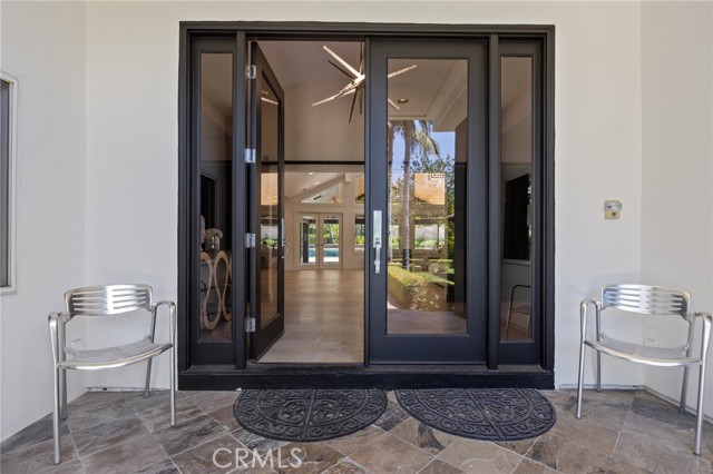 Detail Gallery Image 6 of 75 For 10372 Crawford Canyon Rd, North Tustin,  CA 92705 - 5 Beds | 6/1 Baths