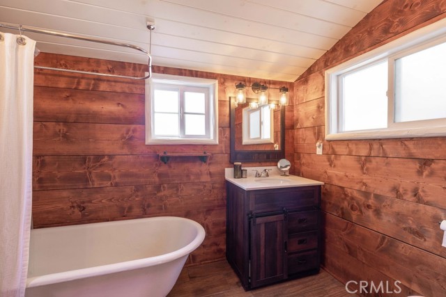 Detail Gallery Image 41 of 49 For 644 Marin, Big Bear Lake,  CA 92315 - 2 Beds | 3 Baths