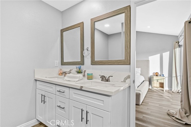 Detail Gallery Image 32 of 37 For 1881 Alpha Rd #8,  Glendale,  CA 91208 - 2 Beds | 3 Baths