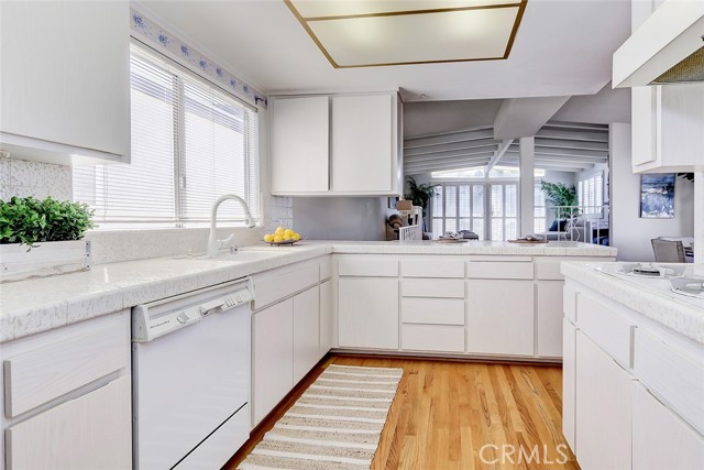 1708 Herrin Street, Redondo Beach, California 90278, 3 Bedrooms Bedrooms, ,2 BathroomsBathrooms,Residential,Sold,Herrin Street,SB22047138