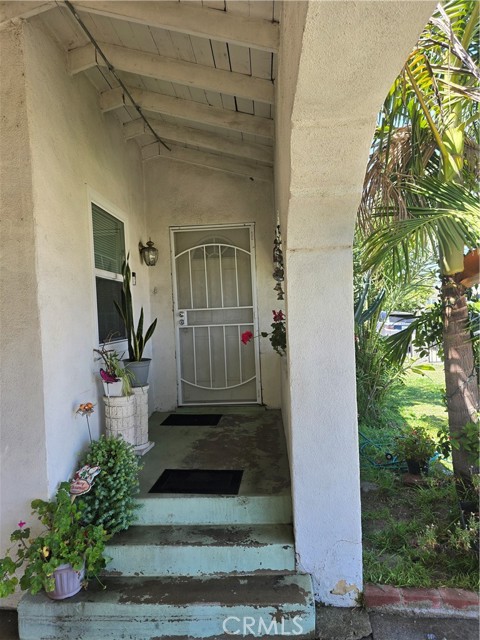 Detail Gallery Image 5 of 22 For 519 N Sloan Ave, Compton,  CA 90221 - 3 Beds | 1 Baths