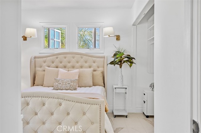 21221 Hillsdale, Huntington Beach CA: https://media.crmls.org/medias/f1b72755-3754-4bcf-be36-a5834cd4a3c3.jpg