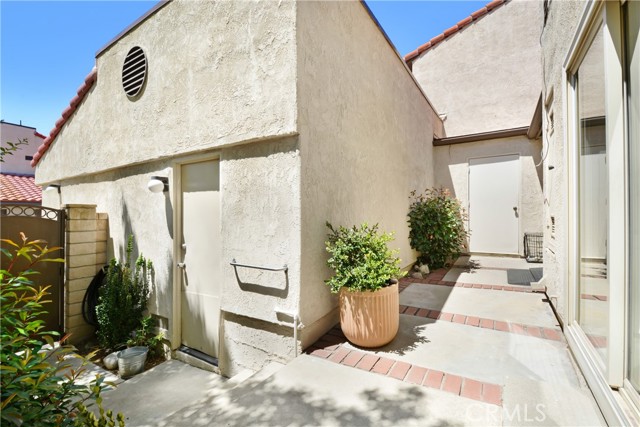 Detail Gallery Image 13 of 17 For 9770 El Paseo Dr, Rancho Cucamonga,  CA 91730 - 2 Beds | 1/1 Baths