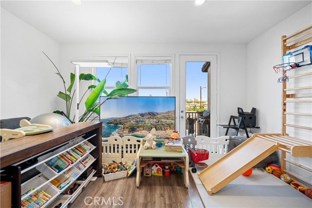 Detail Gallery Image 15 of 34 For 1118 Calle Montana, Montebello,  CA 90640 - 3 Beds | 2/1 Baths