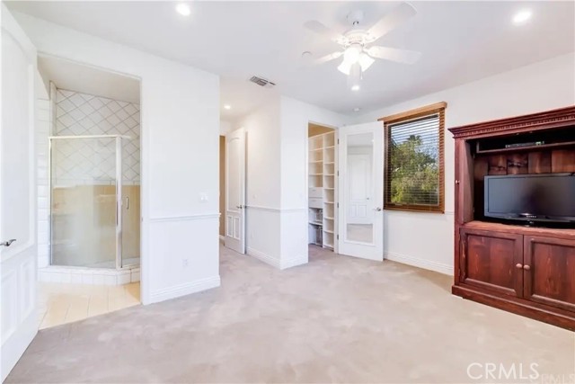 Detail Gallery Image 42 of 67 For 5230 Quakertown Ave, Woodland Hills,  CA 91364 - 5 Beds | 5 Baths