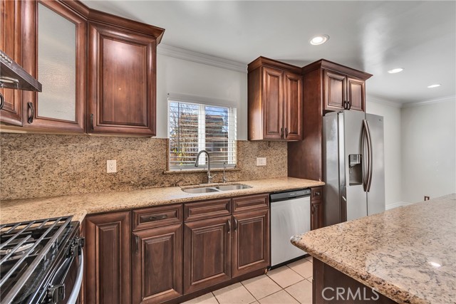 Detail Gallery Image 13 of 36 For 12470 Veronica Ct, Rancho Cucamonga,  CA 91739 - 3 Beds | 2 Baths