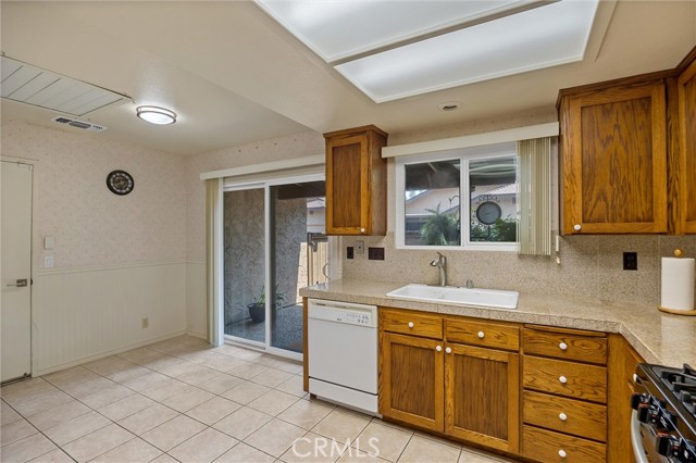 Detail Gallery Image 21 of 52 For 2665 Waverly Ct, Chico,  CA 95973 - 3 Beds | 2 Baths