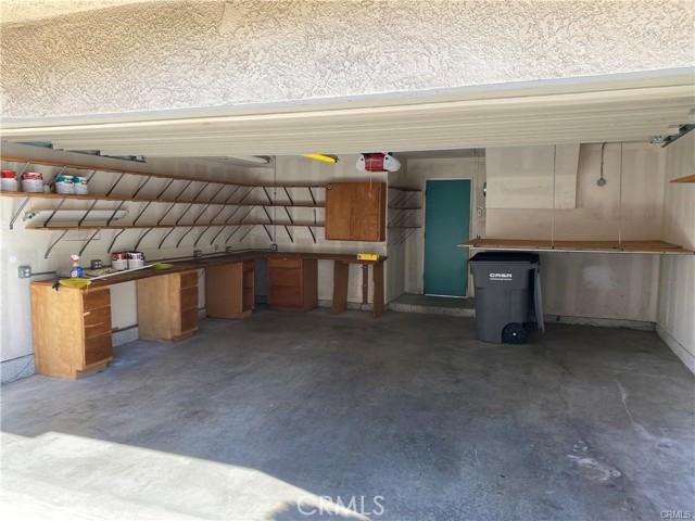 21216 Jasmines Way, Lake Forest CA: https://media.crmls.org/medias/f1b92ac3-81bf-4fe1-9558-03bec8a800fc.jpg
