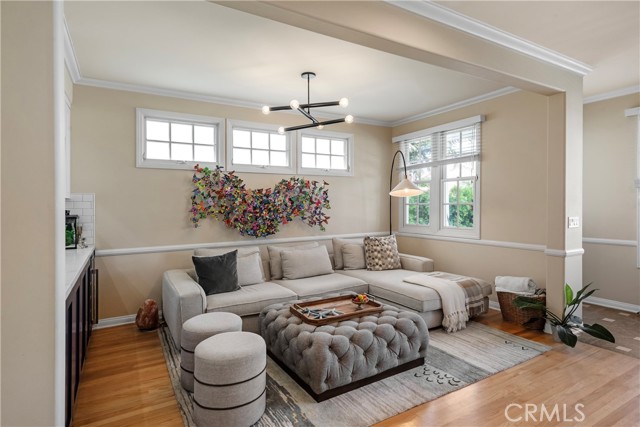 Detail Gallery Image 10 of 33 For 336 10th St, Manhattan Beach,  CA 90266 - 5 Beds | 4 Baths