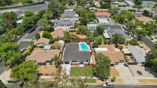 18257 Palora Street, Tarzana CA: https://media.crmls.org/medias/f1b99e94-107f-4da0-ba29-6af513a4979c.jpg