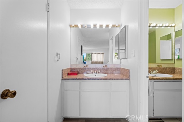 Image 17 of 30 For 402 Alhambra Avenue H