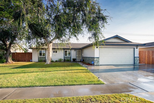8891 Emerald Ave, Westminster, CA 92683