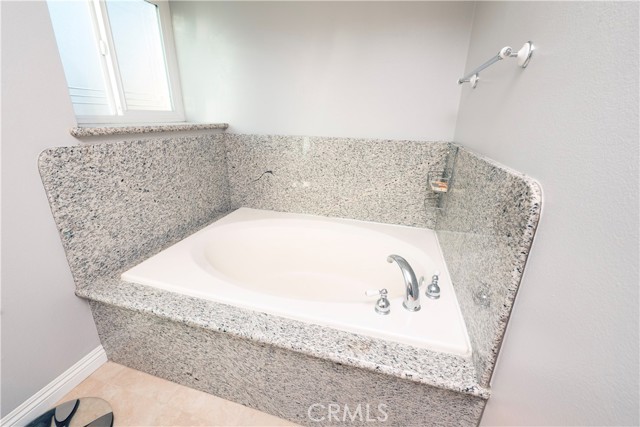 Detail Gallery Image 38 of 68 For 6028 Amethyst, Alta Loma,  CA 91737 - 5 Beds | 3 Baths