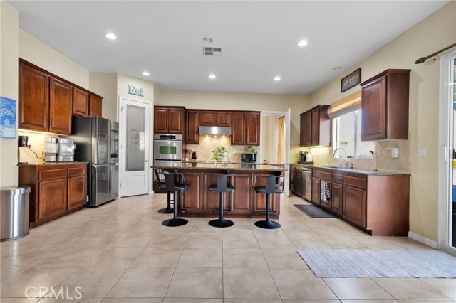 Detail Gallery Image 17 of 75 For 12389 Winesap, Apple Valley,  CA 92308 - 5 Beds | 2/1 Baths